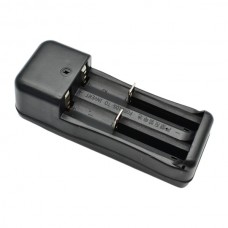 Зарядний пристрій мережевий д/батарейок універсал на 2слоти арт.330#-1