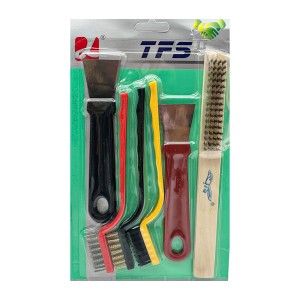 Набір інструментів д/чищення TFS Скребок 2шт щітка 4шт арт.TFSA021